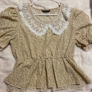 Peter Pan Floral Peplum Blouse